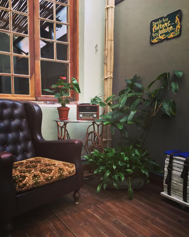 Frida Casa Hostel Pelotas Bagian luar foto